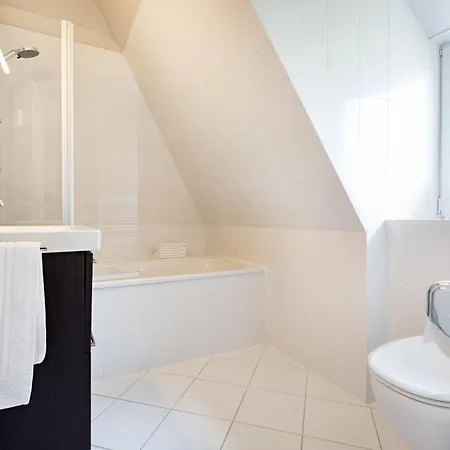 Adamaris Дом отдыха Лист